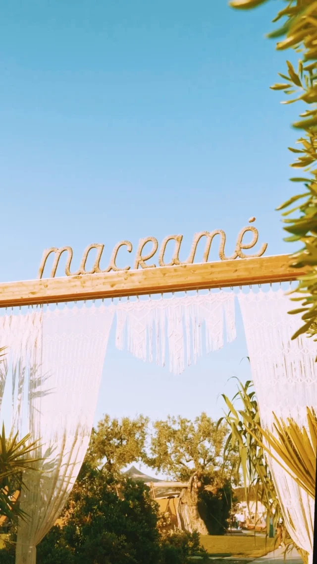 𝐀𝐩𝐮𝐥𝐢𝐚𝐧 𝐁𝐞𝐚𝐜𝐡 𝐄𝐱𝐩𝐞𝐫𝐢𝐞𝐧𝐜𝐞 ☀️
Torna la tua estate al Macramè! 
Dal 1° maggio siamo aperti tutti i giorni con pranzo e Beach Club.

Info e prenotazioni:
📞 +39.371 52 22 337 (Beach Club) ⛱
📞 +39.080 51 24 891 (Ristorante) 🍽
📞 +39.371 53 53 009 (Eventi) 🪩

💻 www.macramemonopoli.it
📍 Via Procaccia, 58 a Monopoli

#macrame #macramémonopoli #puglia #beach #restaurant