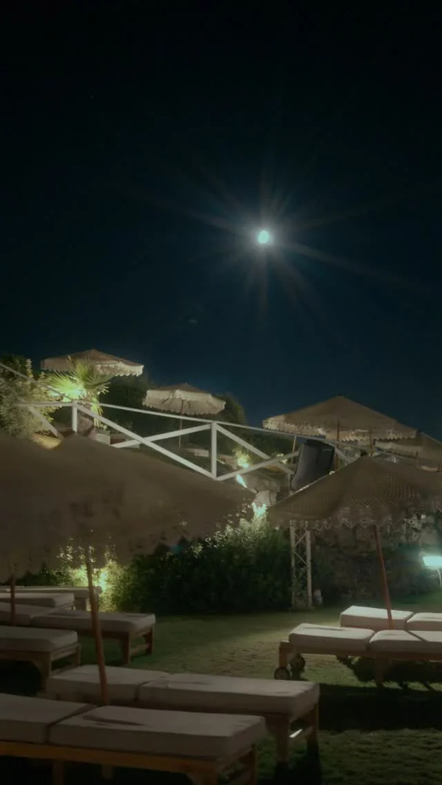 𝐑𝐢𝐯𝐢𝐯𝐢 𝐥𝐚 𝐦𝐚𝐠𝐢𝐚 𝐝𝐢
Sarà perché cantiamo | 𝐕𝐞𝐧𝐞𝐫𝐝𝐢 4 Luglio @Macramè - Apulian Beach Experience ✨

Info e prenotazioni:
𝐁𝐞𝐚𝐜𝐡 𝐂𝐥𝐮𝐛: https://bit.ly/3S18AyN
𝐑𝐢𝐬𝐭𝐨𝐫𝐚𝐧𝐭𝐞: https://bit.ly/4m616IQ
𝐄𝐯𝐞𝐧𝐭𝐢: macramemonopoli.it/eventi/
____
📞 +39.371 52 22 337 (Beach Club) ⛱
📞 +39.371 53 53 009 (Events) 🪩
📞 +39.080 51 24 891 (Restaurant) 🍽
💻 www.macramemonopoli.it

#macramèmonopoli #puglia #summer25